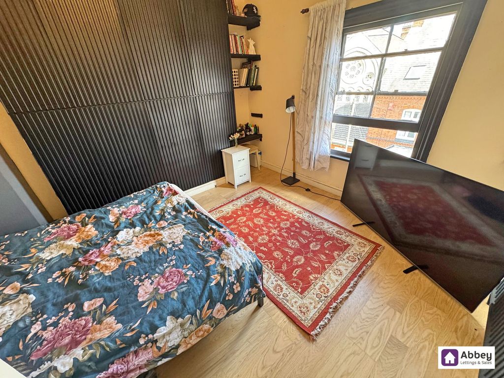 Property photo 1 of 6 Lounge