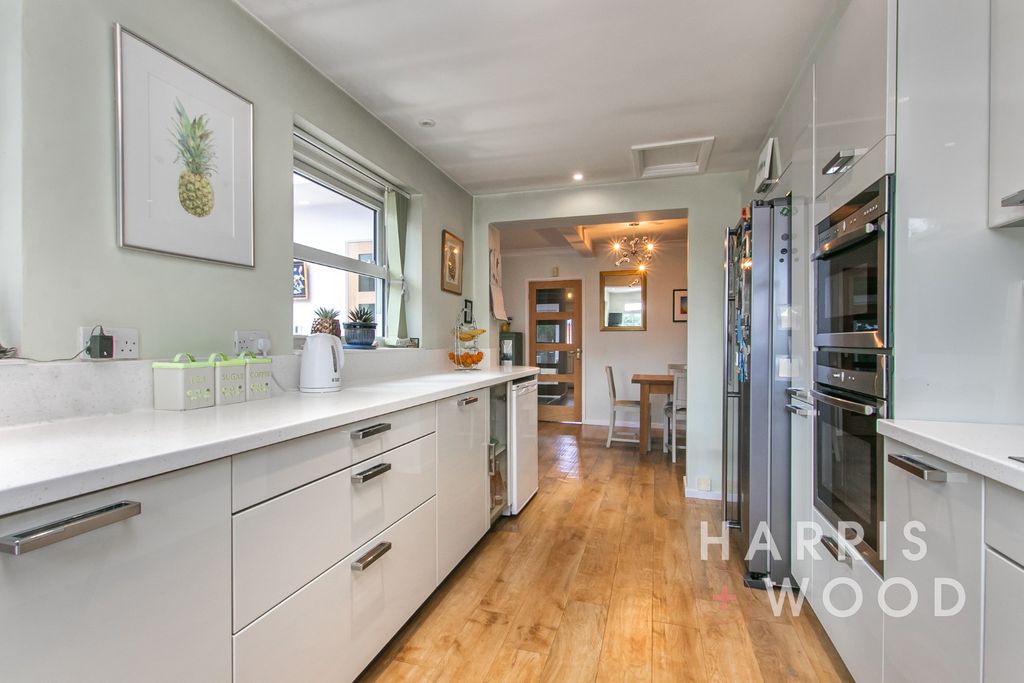 Property photo 3 of 42 4509086