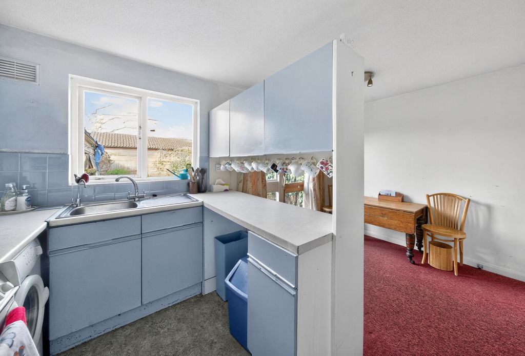 Property photo 2 of 11 1434981-11-69c55d...