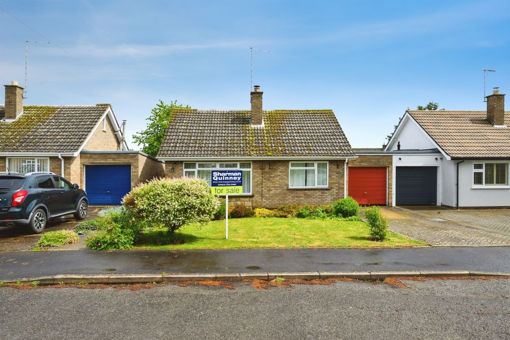 Property photo 1 of 17