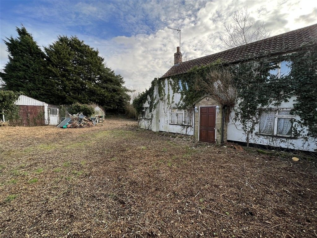 Property photo 1 of 6