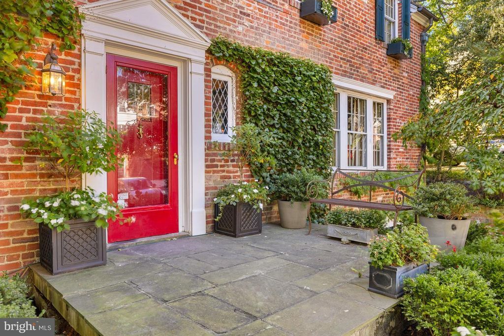 Property photo 2 of 12 <Alttext/>