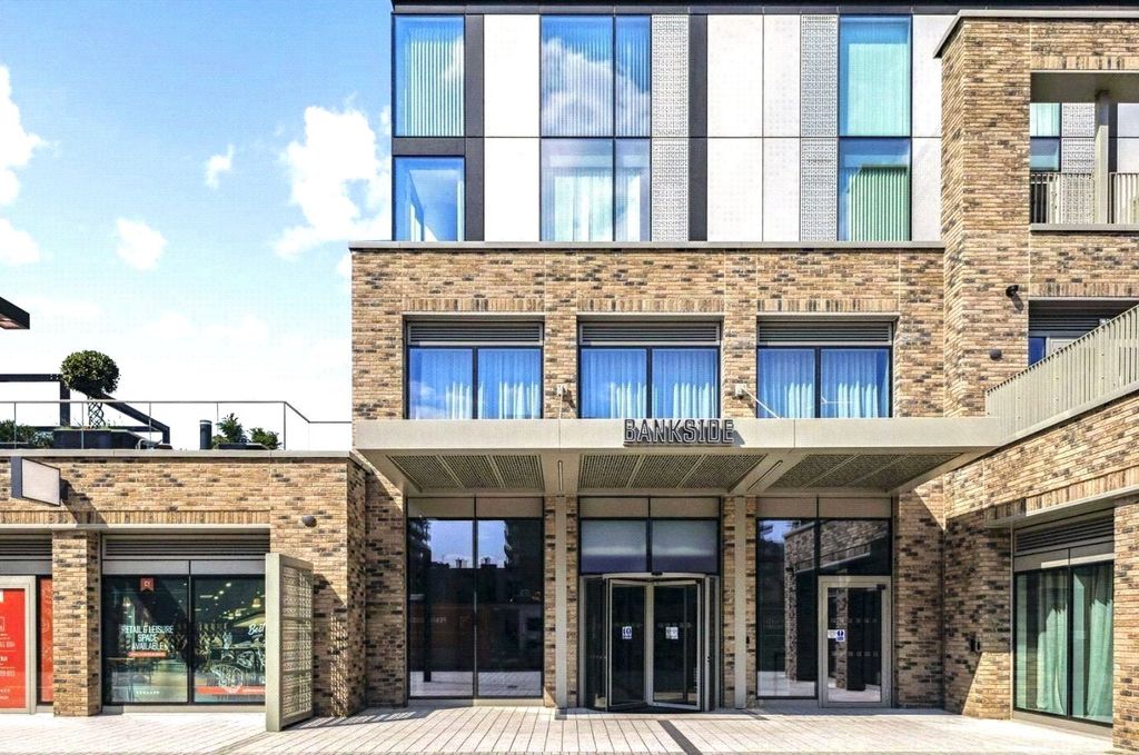 Property photo 1 of 14 Bankside