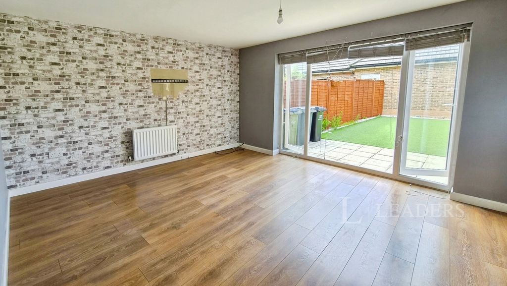 Property photo 2 of 14 Pbox-Img.Jpg