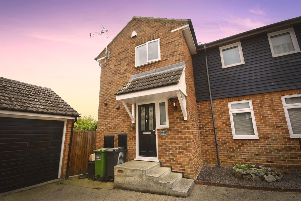 Property photo 1 of 14