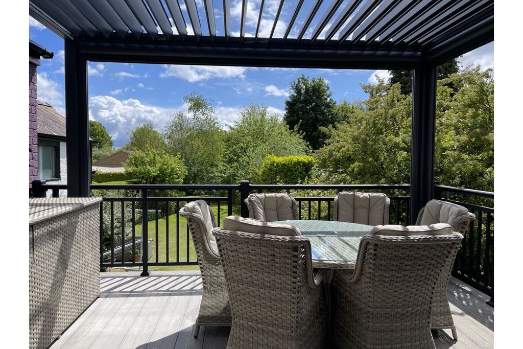 Property photo 3 of 57 Decking