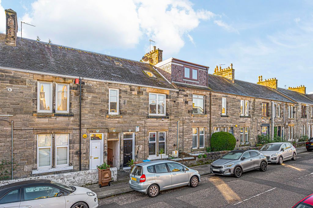 Property photo 1 of 19 External