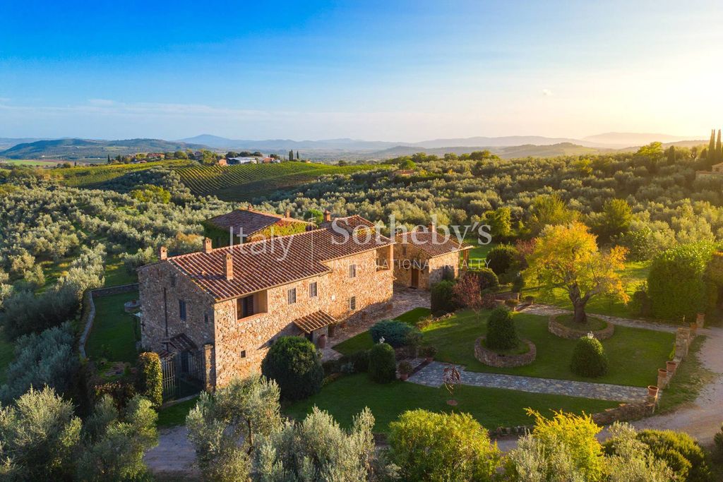 Property photo 2 of 25