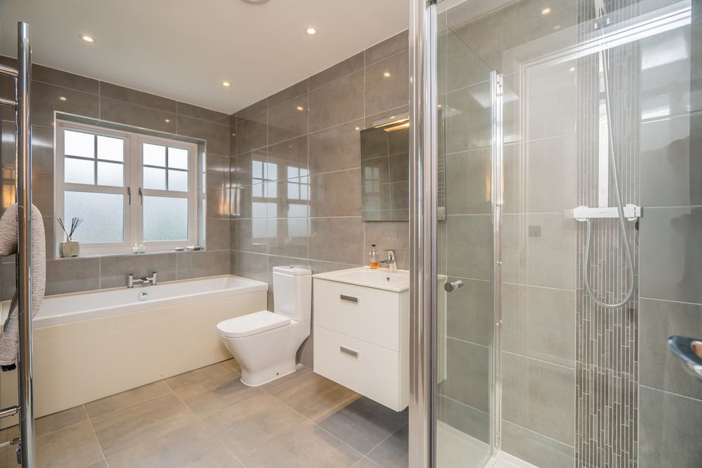 Additional image 33 of 4 bed detached house for saleCedar Court, Newport Pagnell, Milton Keynes MK14