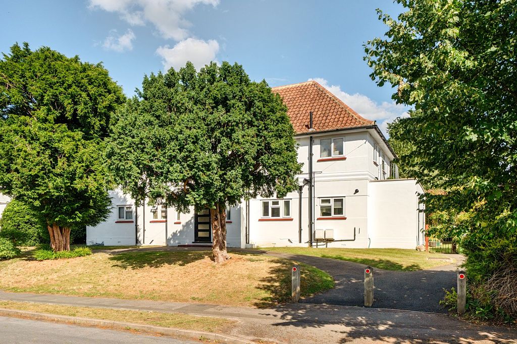 Property photo 1 of 20
