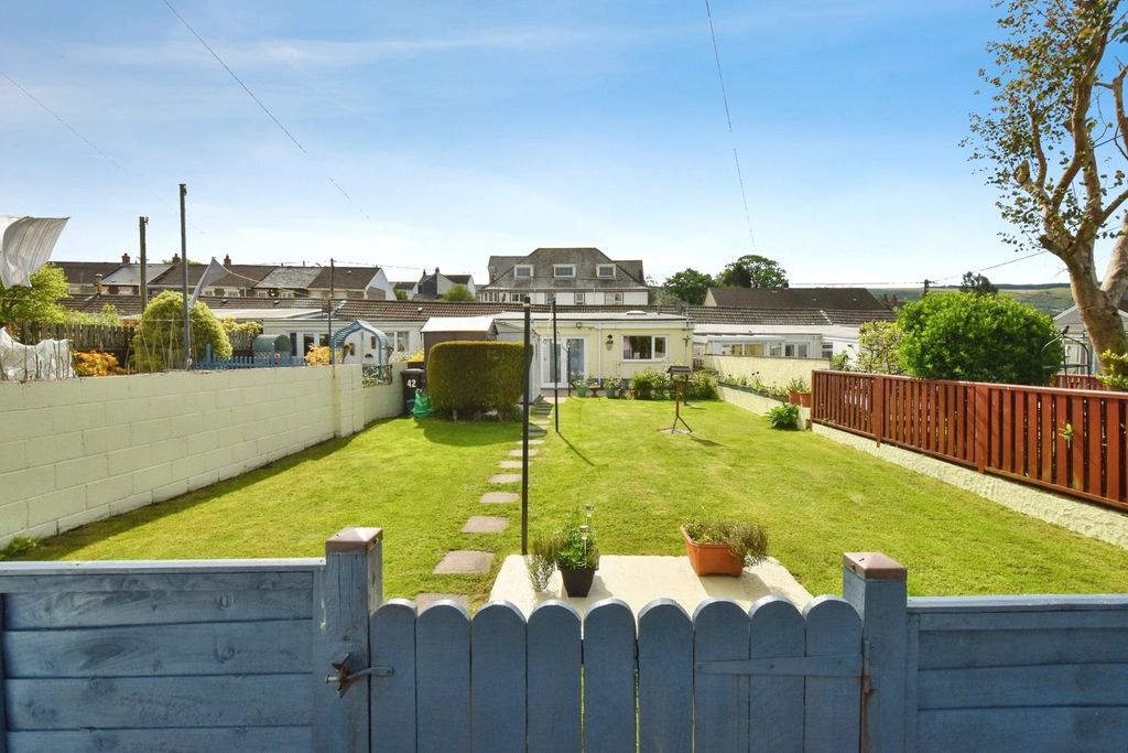 Property photo 2 of 16 Pbox-Img.Jpg