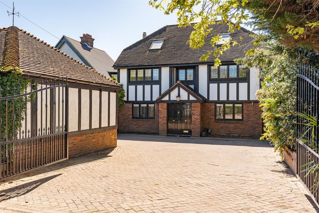 Property photo 2 of 33 External-10.Jpg