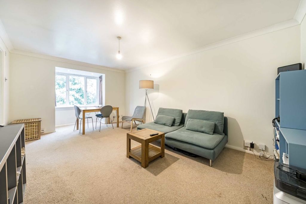 Property photo 2 of 4