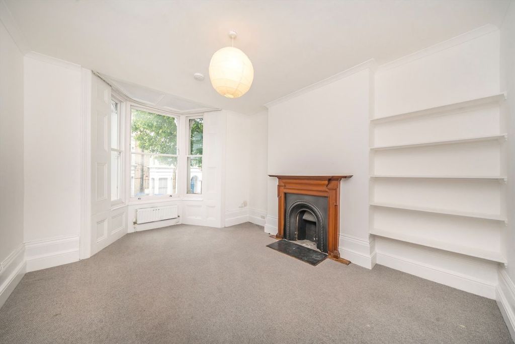 Property photo 1 of 4