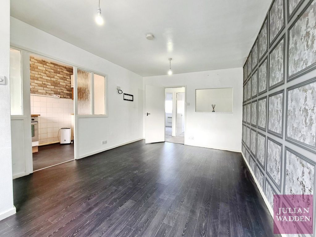 Property photo 2 of 10 Picture No. 04