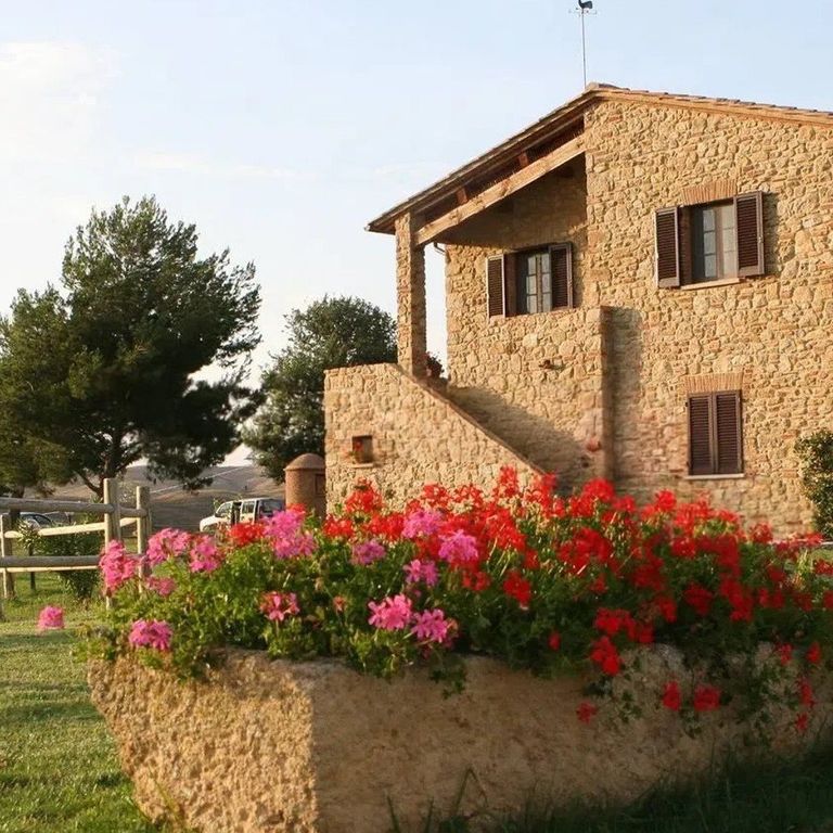 Property photo 1 of 14 Rustic Country House In Saline, Tuscany
