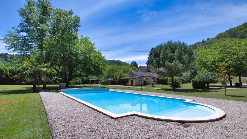 Property photo 1 of 36 Photo 1