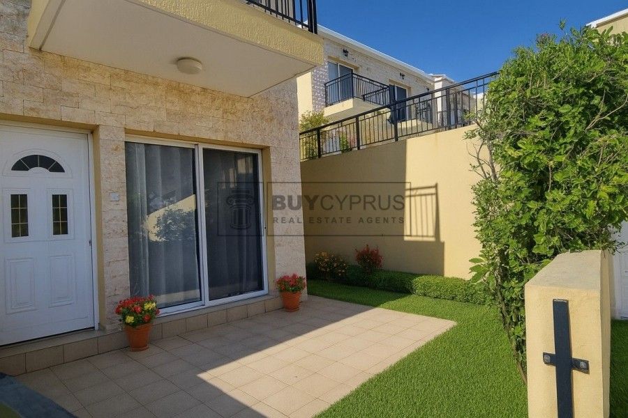 Property photo 2 of 22