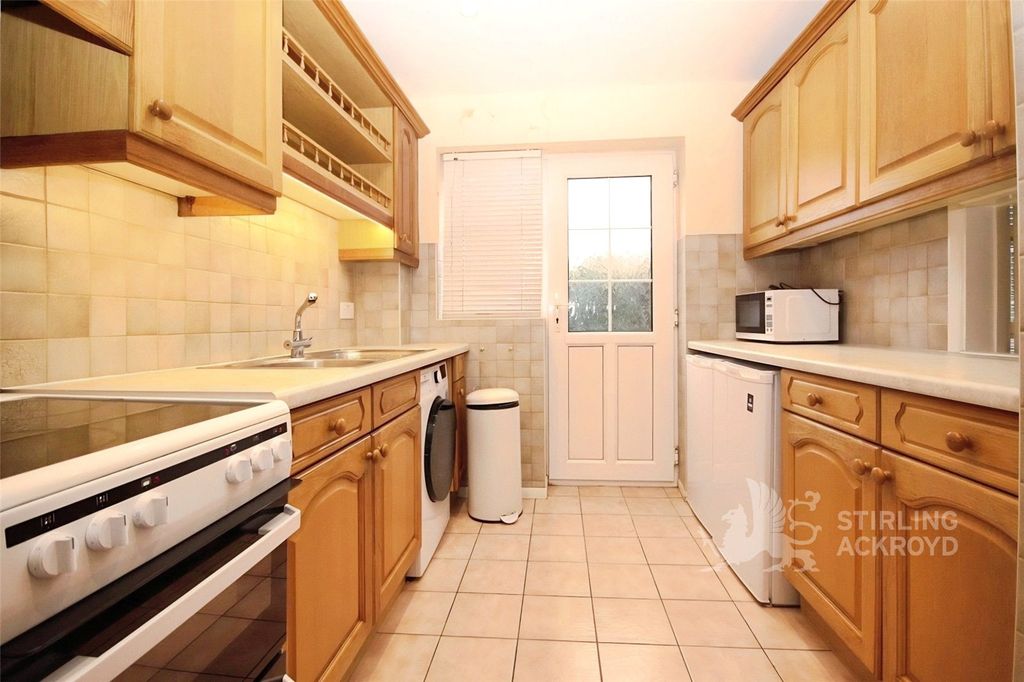 Property photo 2 of 15 Kitchen