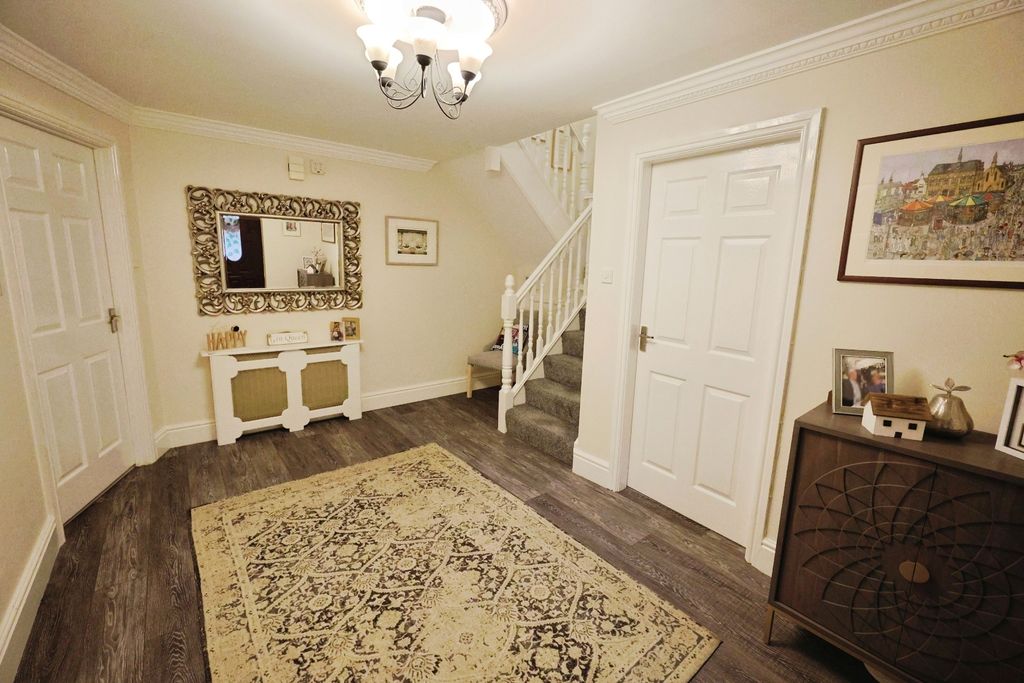 Property photo 2 of 26 Pbox-Img.Jpg