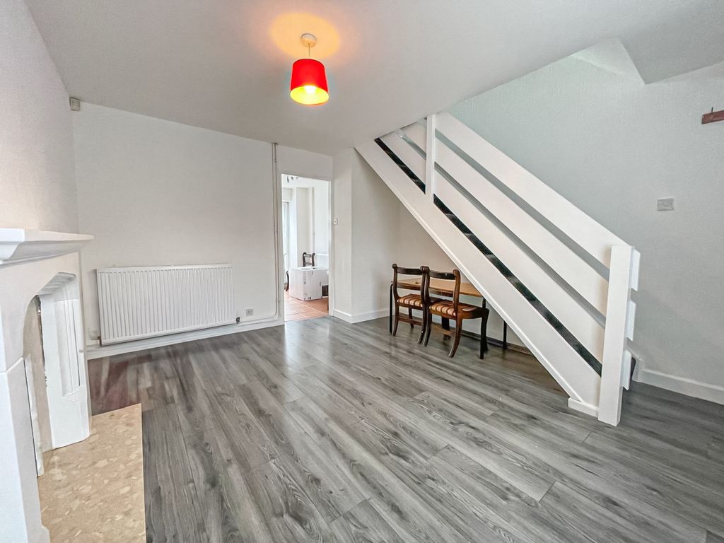 Property photo 2 of 8 20250523-Photo-2025-05-23-14-33-2520250523