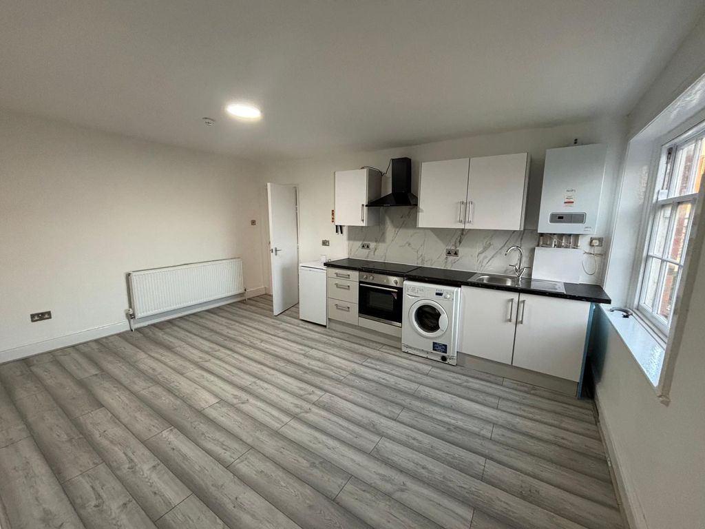 Property photo 3 of 6 Image