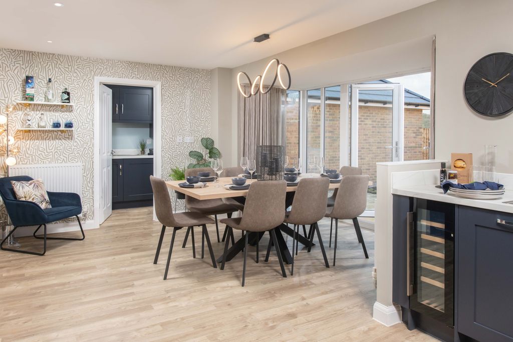 Property photo 3 of 10 Dwh_Ec_Great_Dunmow_Grange_Internal_Holden_Kitchen
