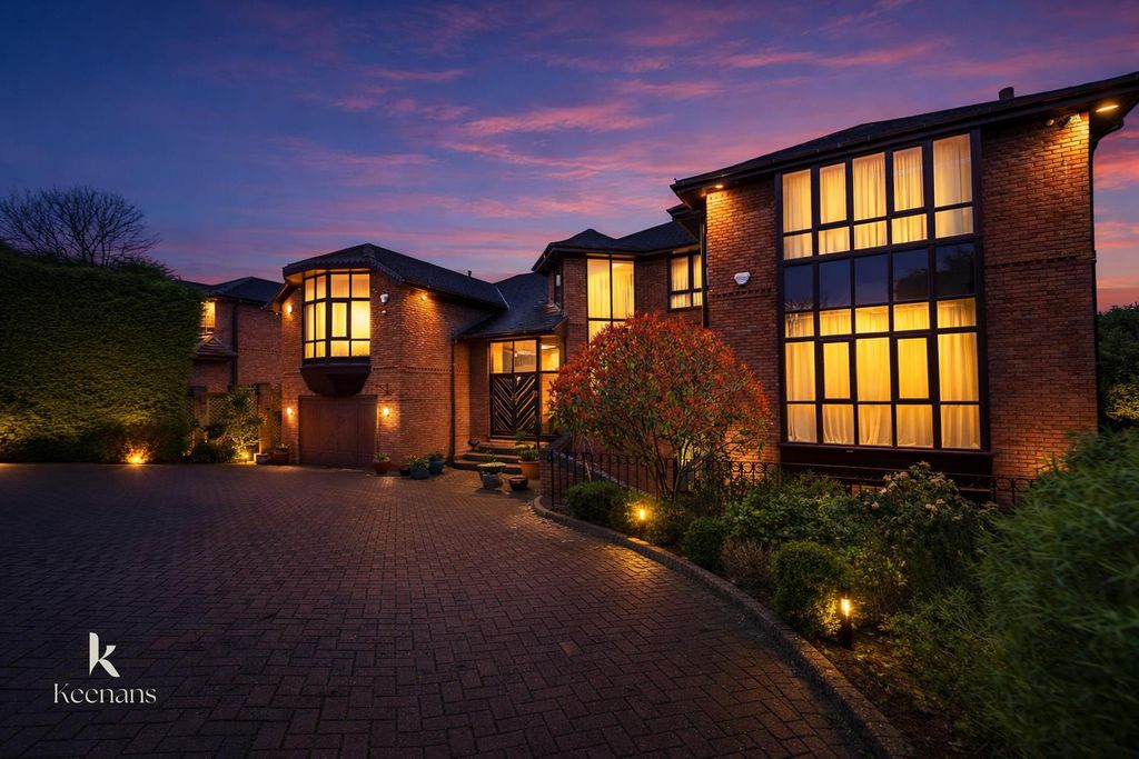 Property photo 1 of 46 14 Ringley Park 1.Jpg