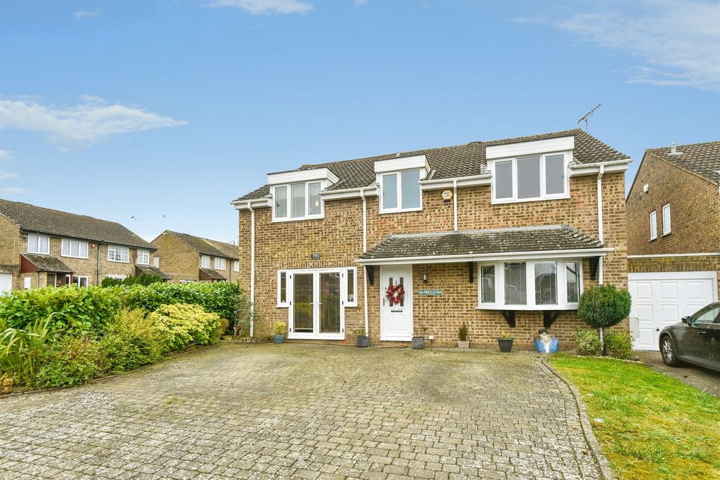 Property photo 1 of 22