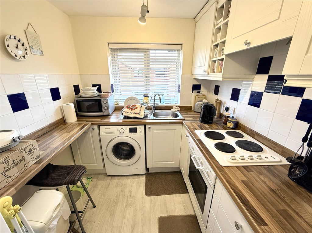 Property photo 3 of 8 Picture No. 04