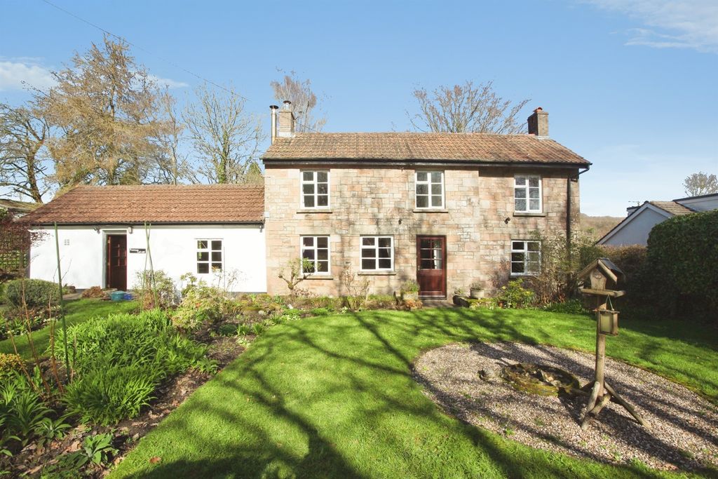 Property photo 1 of 41