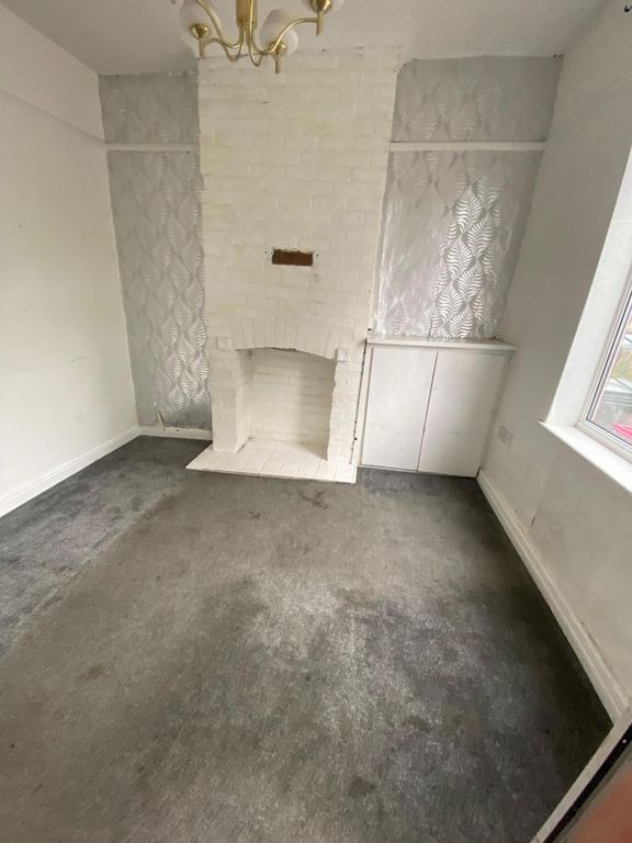 Property photo 3 of 21