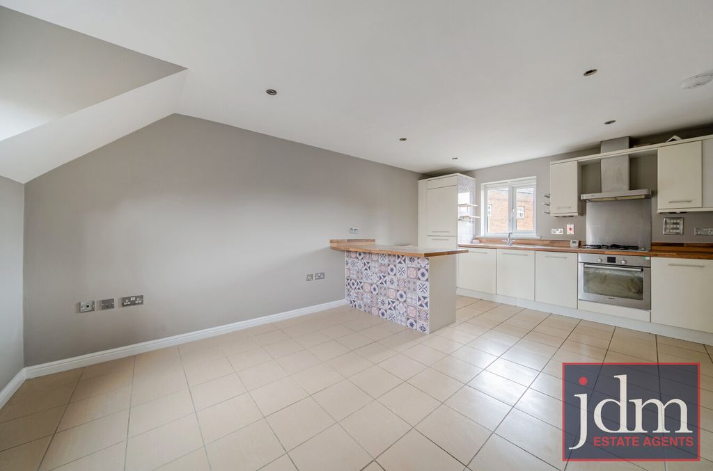 Property photo 1 of 8 Reception Room