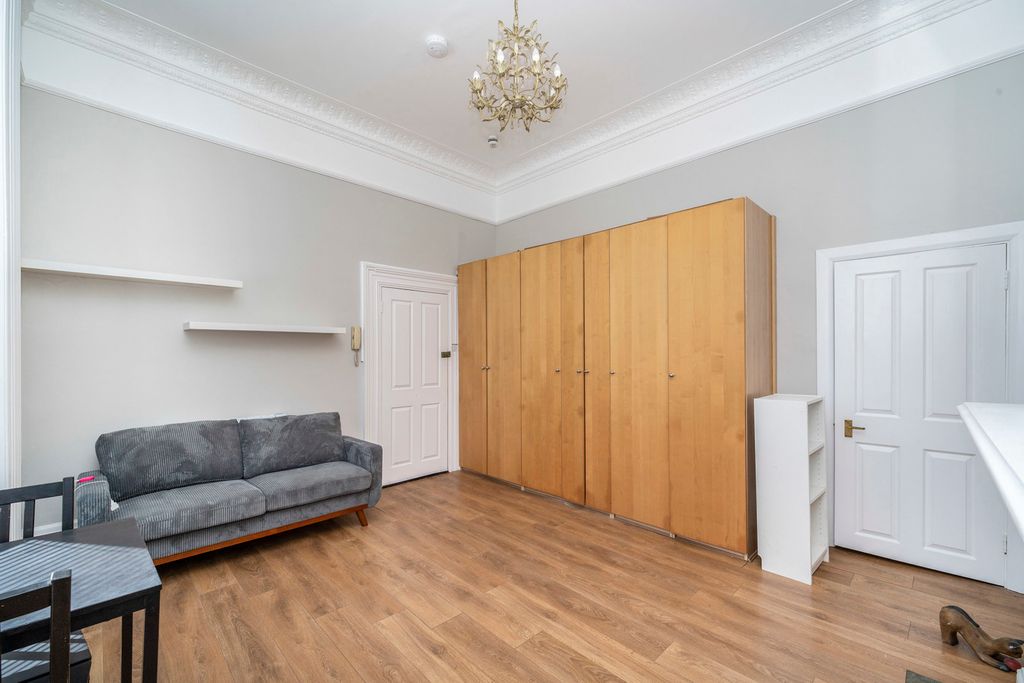 Property photo 3 of 15 Pbox-Img.Jpg