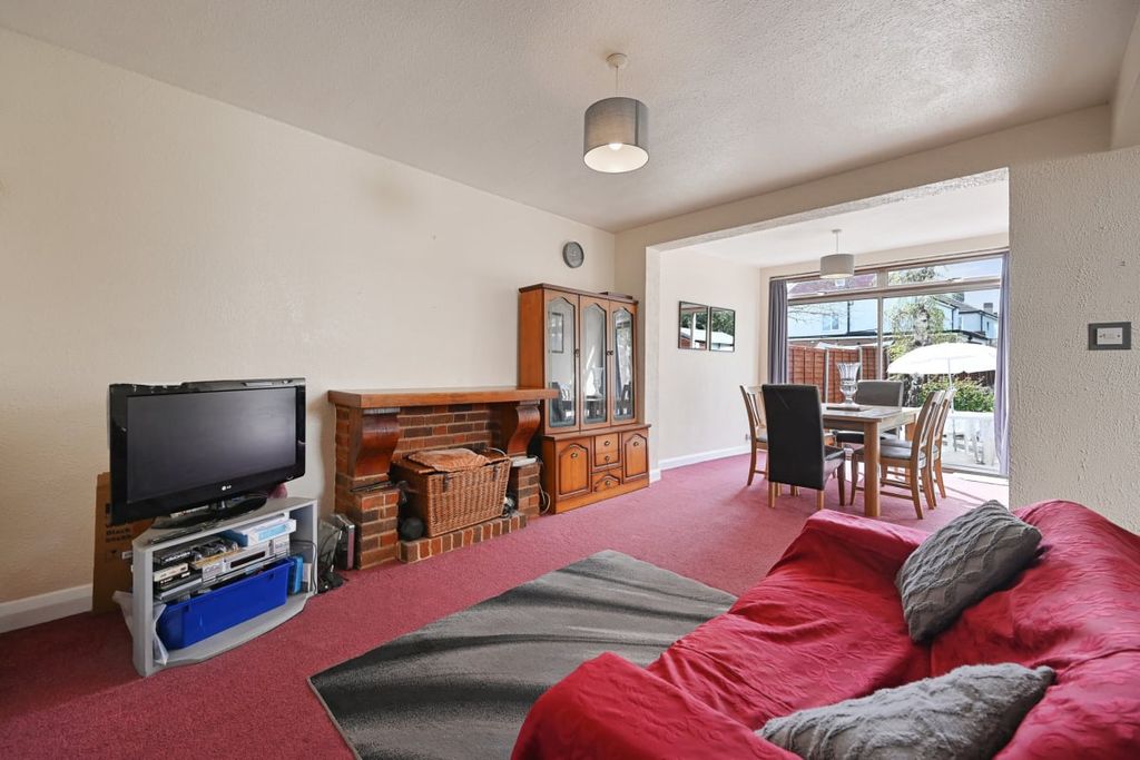 Property photo 3 of 22