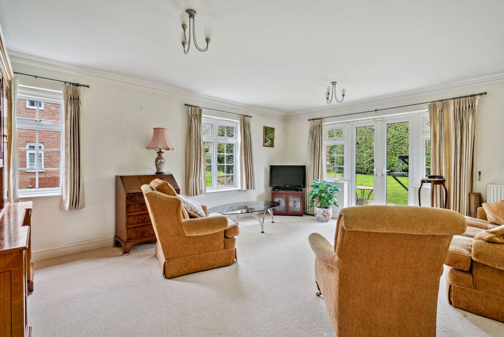 Property photo 2 of 15