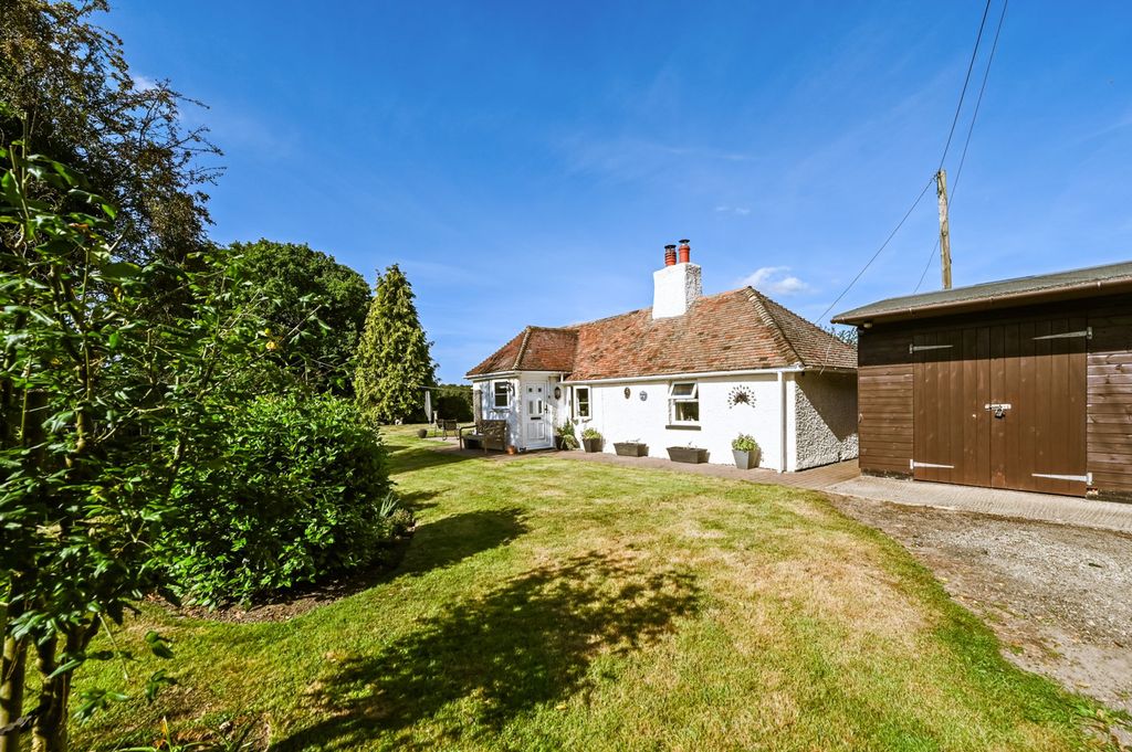 Property photo 3 of 34