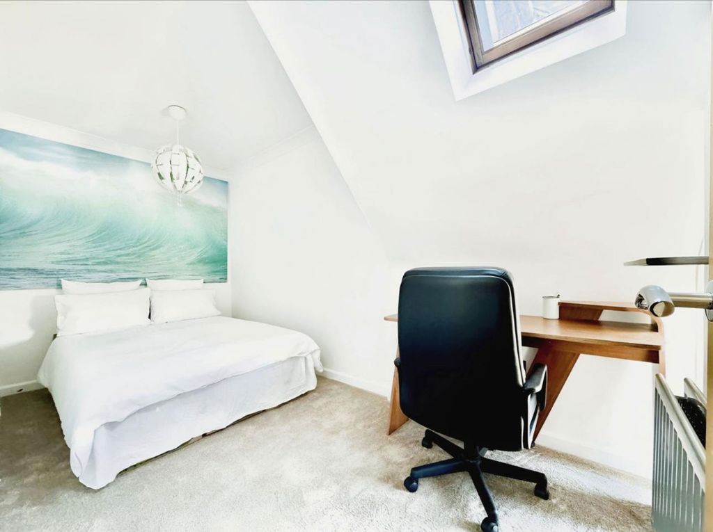 Property photo 3 of 22