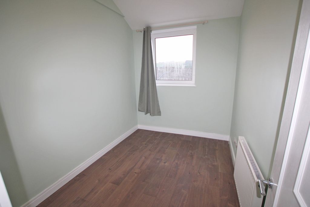 Property photo 3 of 6 3