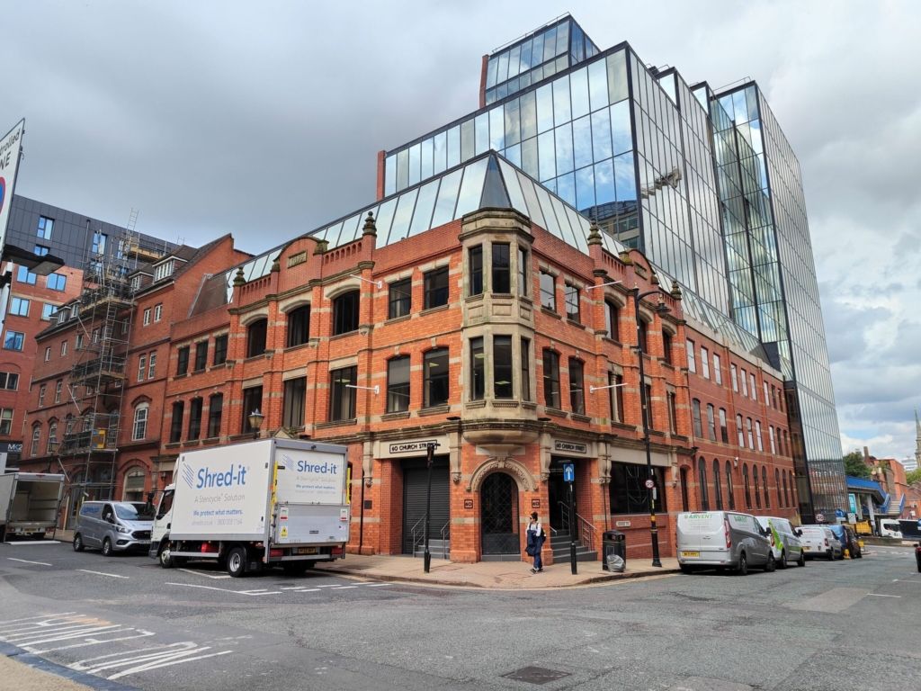 Property photo 1 of 9