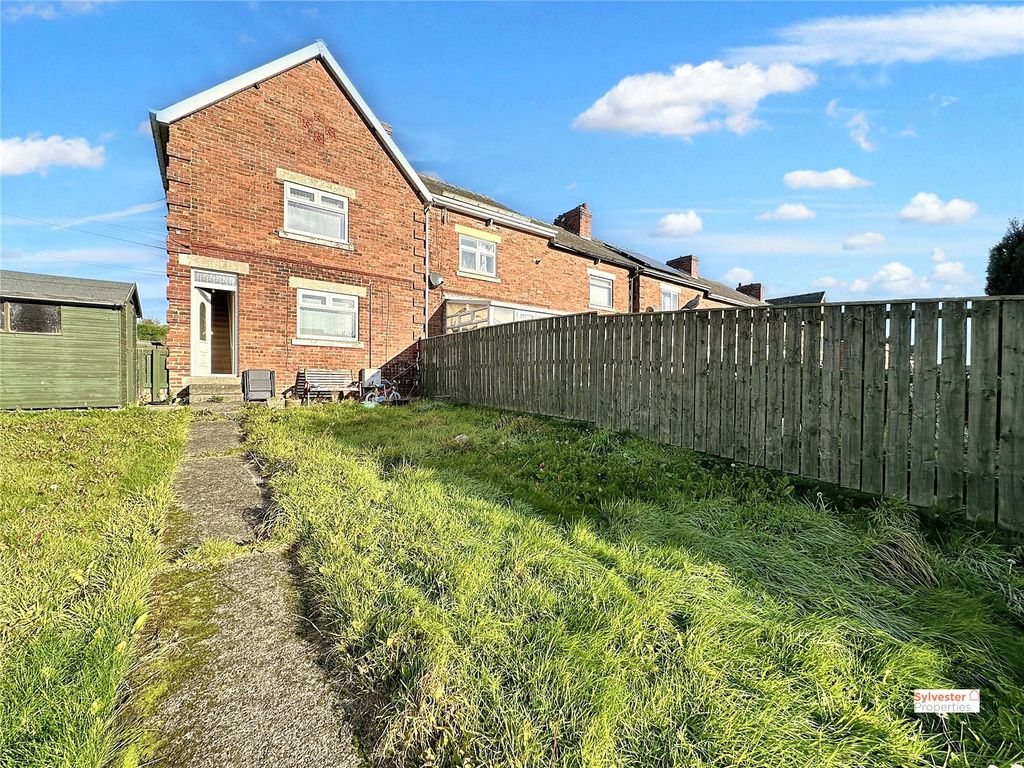 Property photo 1 of 16 Picture No. 04