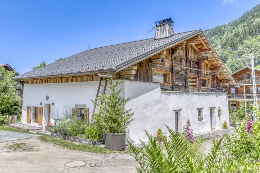 Property photo 3 of 35