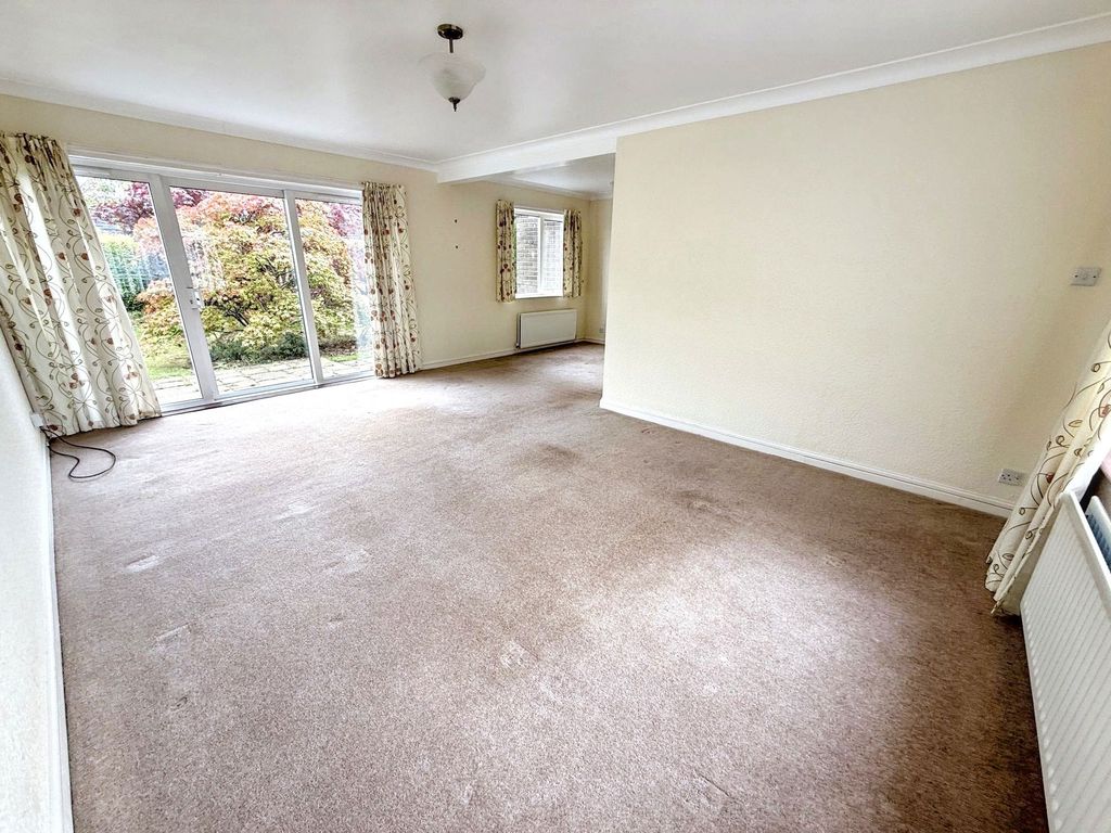 Property photo 3 of 20