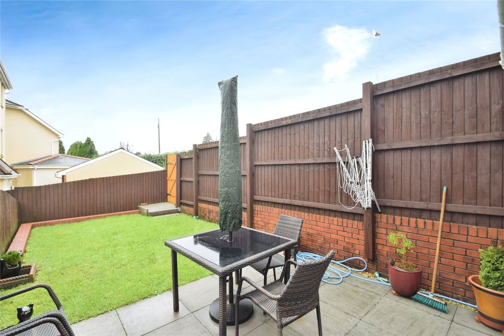 Property photo 2 of 14 Picture No. 14