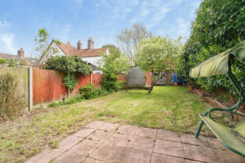 Property photo 3 of 18