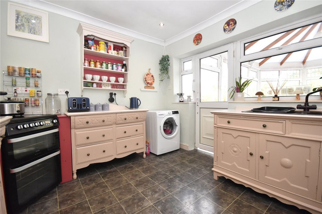 Property photo 3 of 14 Picture No. 09