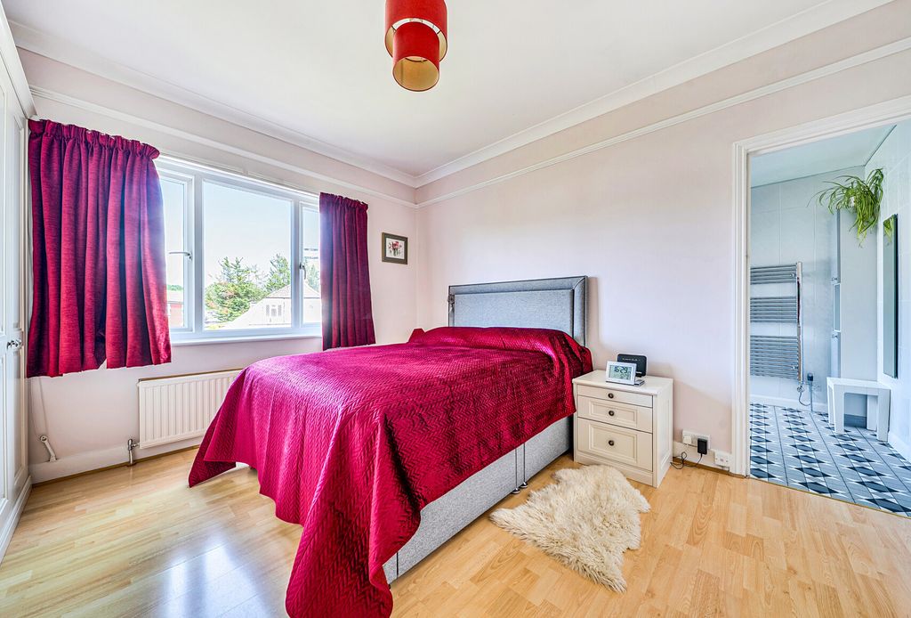 Property photo 3 of 19 1484397-21-6A43F5...
