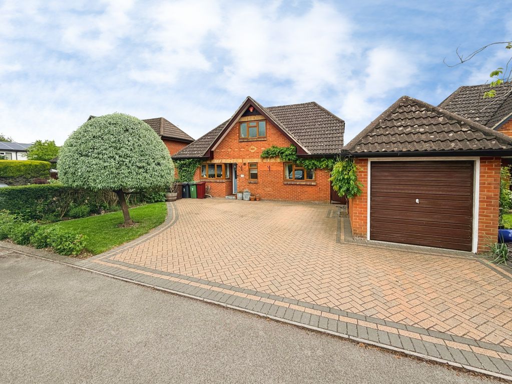 Property photo 1 of 12