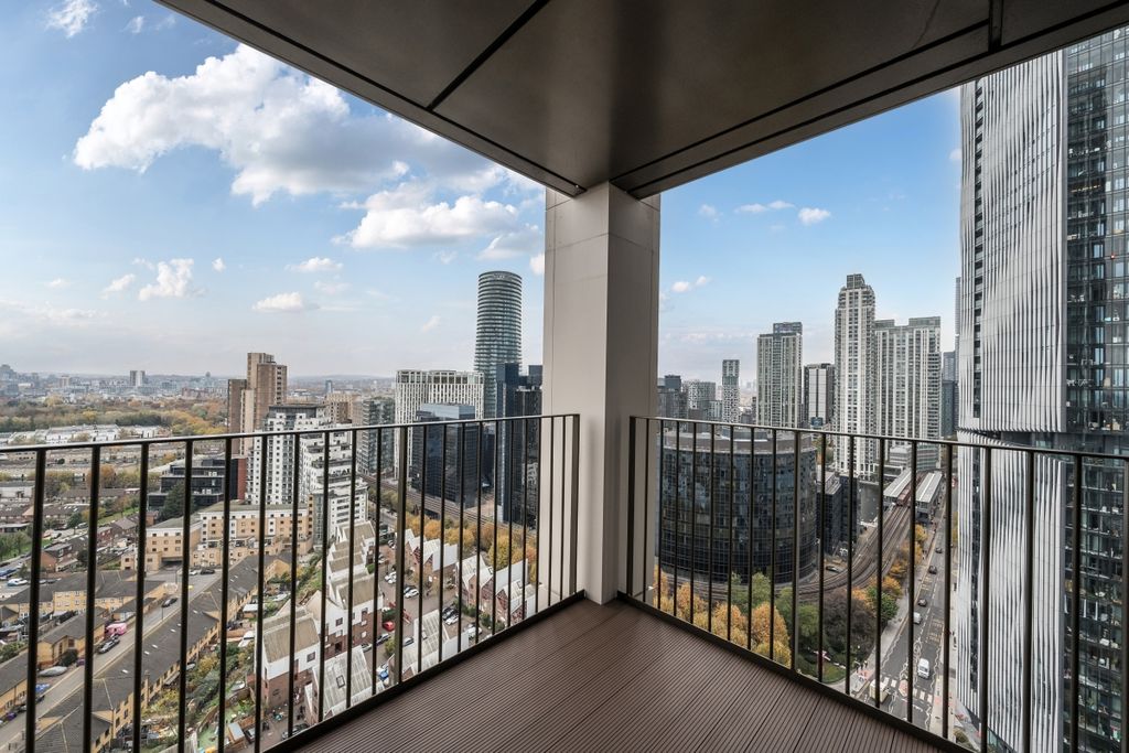 Property photo 3 of 22 1376547-18-691137...