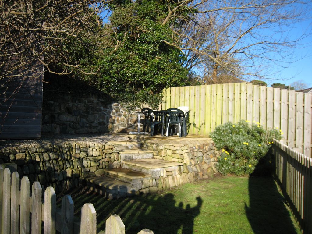 Property photo 2 of 5